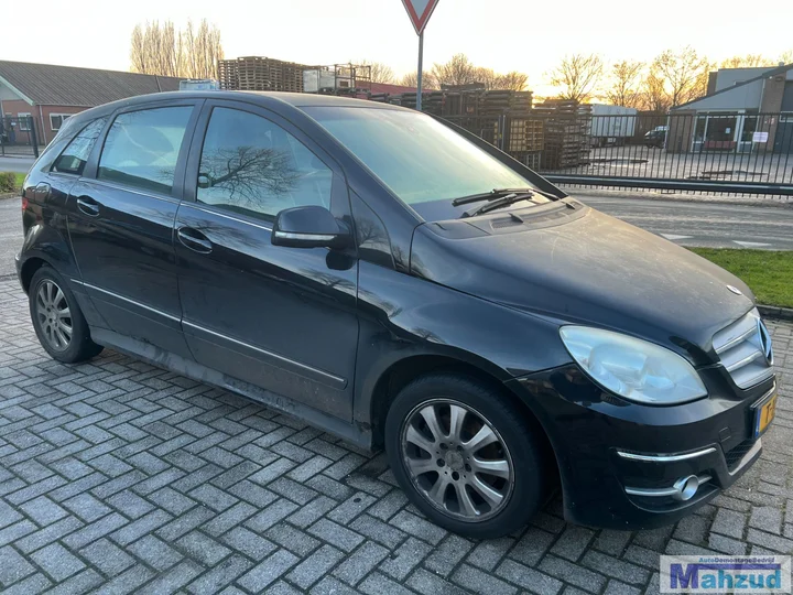 2008-mercedes-b-klasse-w245-zwart-191-demontage-266960-sloop — foto 7