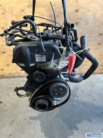 ford-focus-1-16-motorblok-motor-fydb