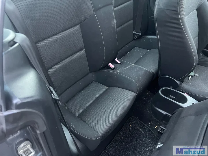 2007-peugeot-207cc-16-16v-grijs-onderdelen-demontage — foto 11
