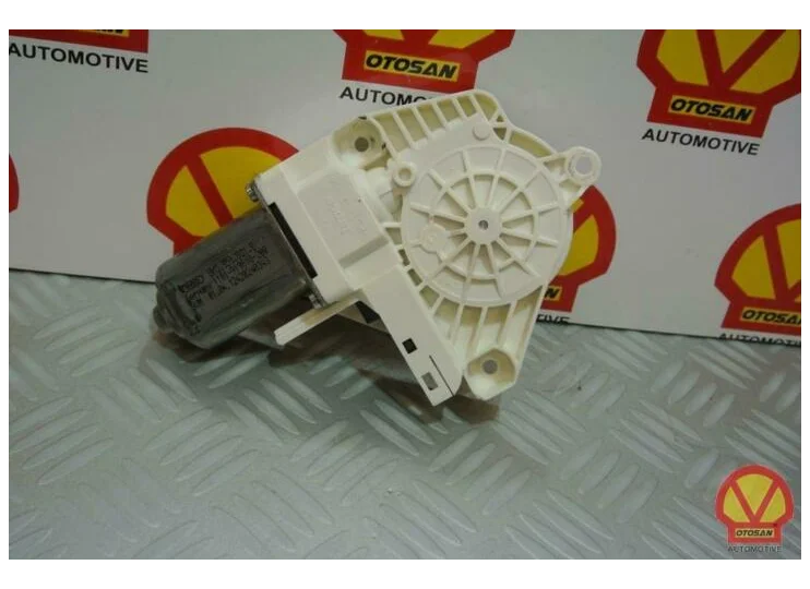 audi a6 4g vw raammotor 8k0959801b