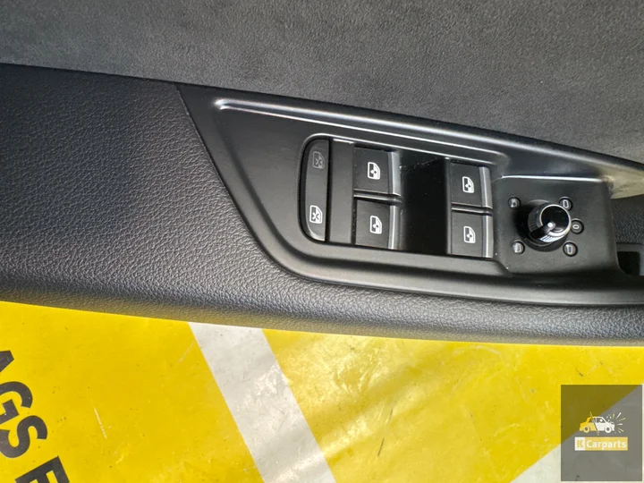 deur-bekleding-audi-a4-s4-b9-links-voor-portier-8w0867133 — foto 4