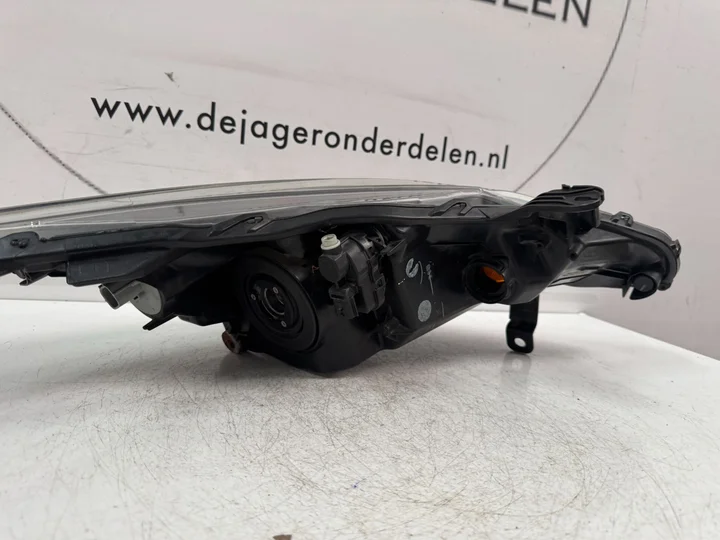 toyota-aygo-2-led-koplamp-14-18 — foto 7