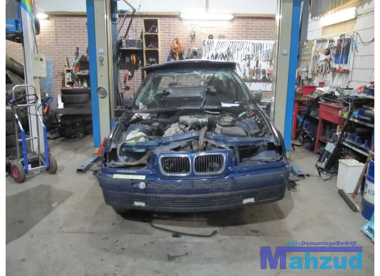 BMW E36 318I 1.8I VERSNELLINGSBAK 5 BAK HANDBAK