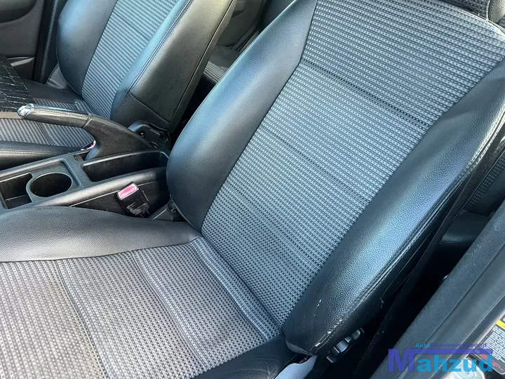 mercedes-a-klasse-w169-half-leer-zwart-interieur-20042012 — foto 10