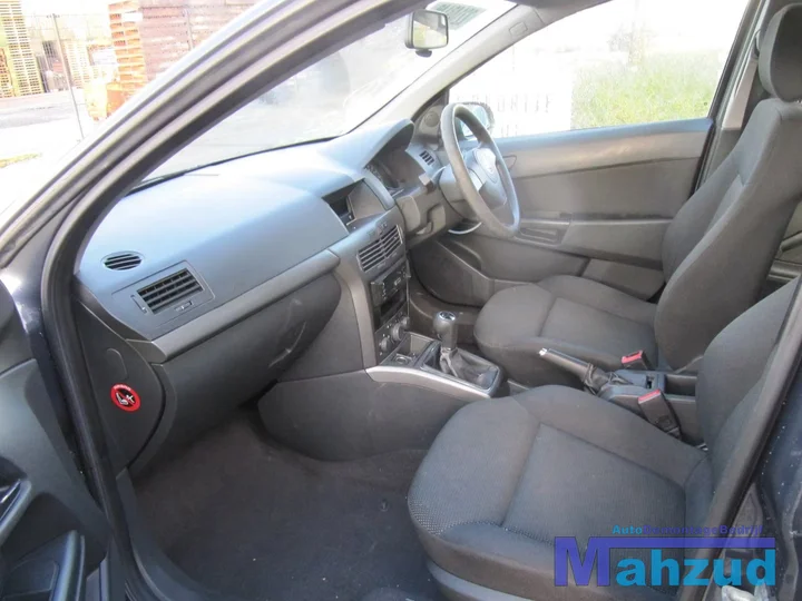 2006-opel-astra-h-14-demontage-sloop-66 — foto 10