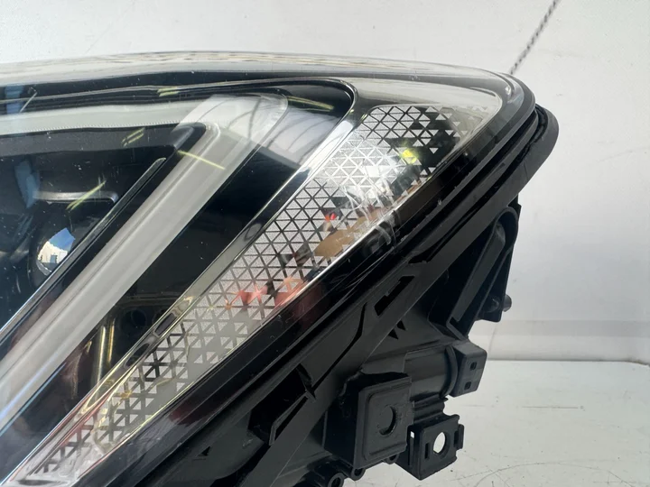 seat-leon-4-5fb-5fa-full-led-koplamp-links-5fb941007g-2020 — foto 3