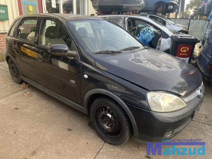 opel-corsa-c-zwart-onderdelen-demontage-20002005 — foto 8