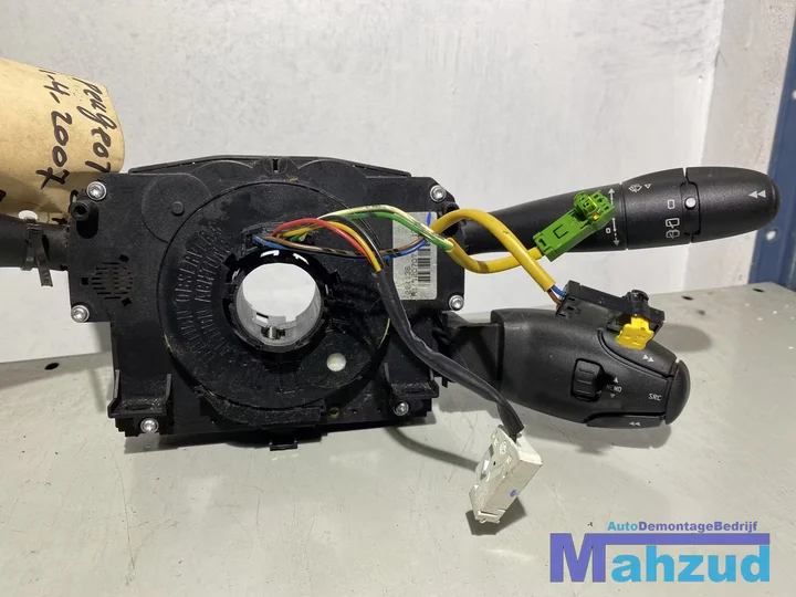 peugeot-207-licht-stuurkolom-ruitenwisser-schakelaar-96630724xt — foto 4