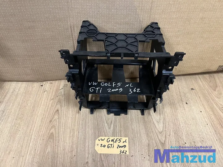 vw-golf-5-radio-frame-20032009 — foto 2