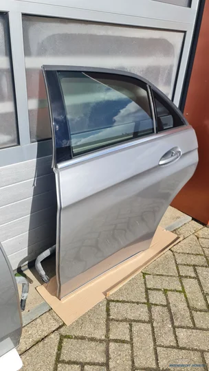 portier-la-mercedes-e-klasse-w212-sedan-links-2127303405-palladium-zilver-792-origineel-gebruikt-2012-2015 — foto 7