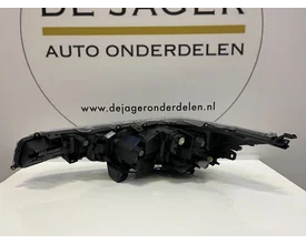 toyota-corolla-led-koplamp-rechts-8111002t00-uk-rhd — foto 4