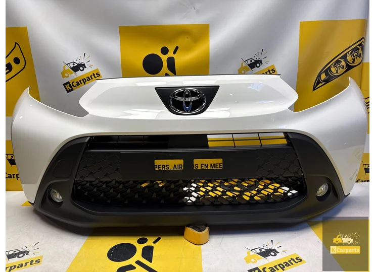 Toyota Aygo X Voorbumper origineel Compleet 52119-OH190