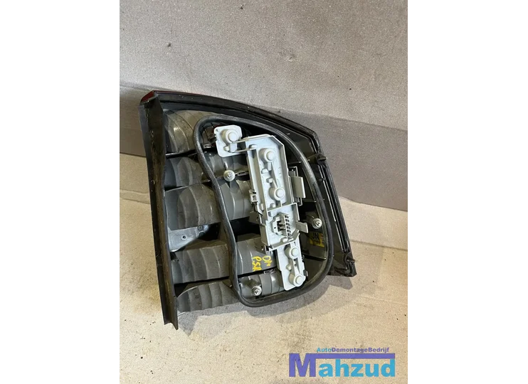 opel-vectra-c-sedan-links-achterlicht-20022009