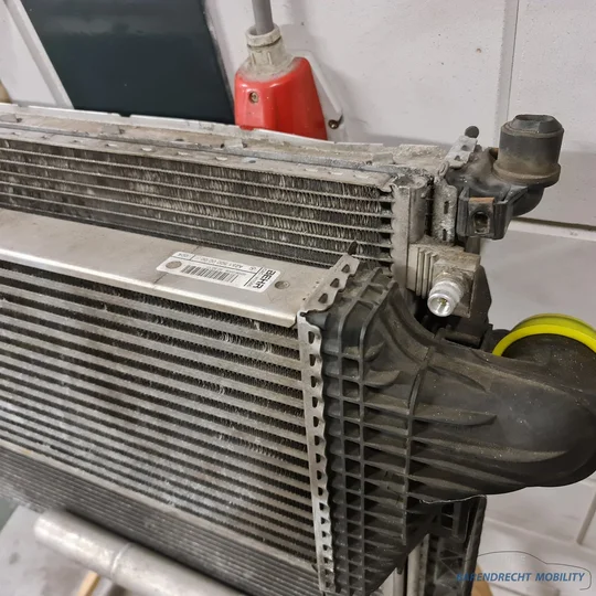 koelerpakket-ml-w164-mercedes-koelventilator-a2515000304-a2515000103-radiateur-2006-2012 — foto 13