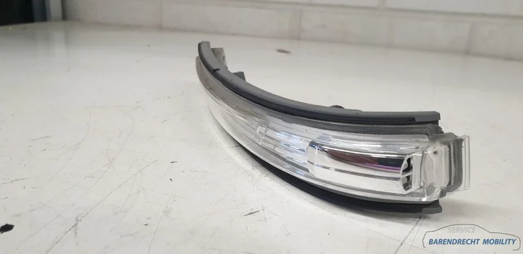 knipperlicht-led-links-aklasse-facelift-w169-mercedes-1698111121-bestuurderskant-origineel-gebruikt-2009-2012 — foto 4