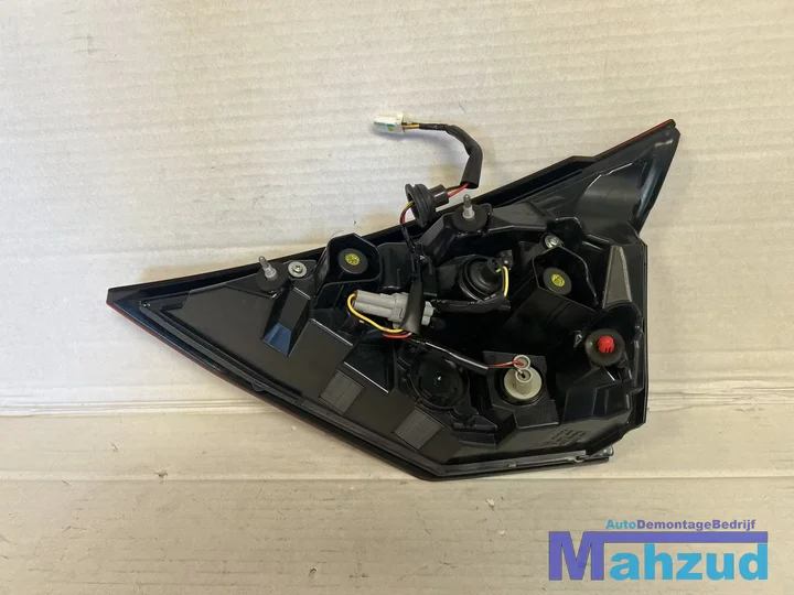 nissan-xtrail-4-t33-links-binnen-achterlicht-2022 — foto 2