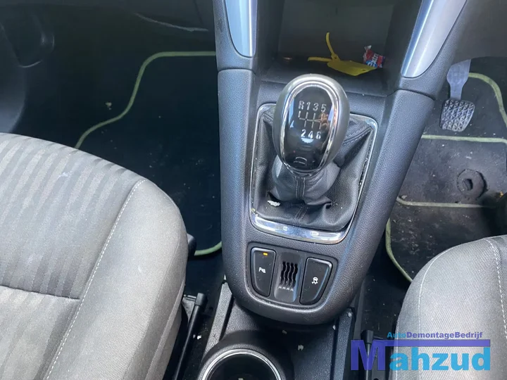 2016-opel-zafira-c-14-turbo-a14net-b14net-z10b-demontage-onderdelen — foto 22