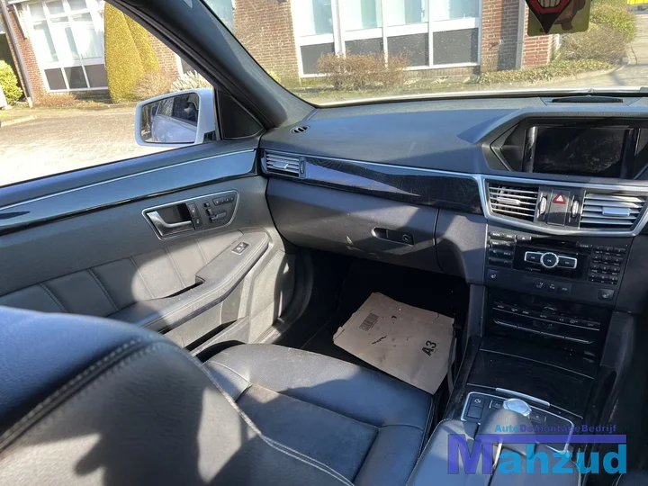 mercedes-e-klasse-w212-dashboard-delen-20092013 — foto 2