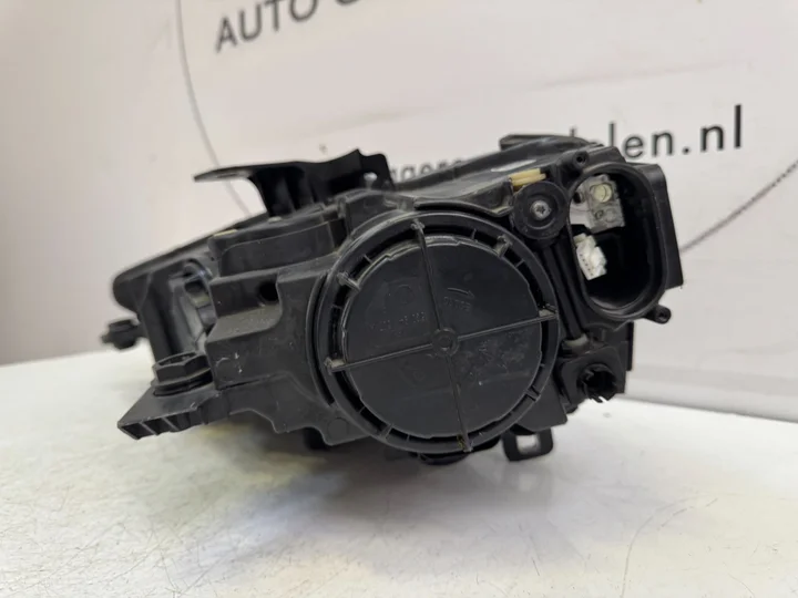 audi-a3-facelift-xenon-led-koplamp-rechts-8v0941006e-2016 — foto 4