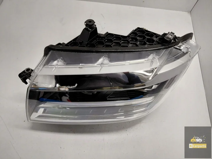 7c1941035c-vw-crafter-ii-full-led-lamp-links — foto 2