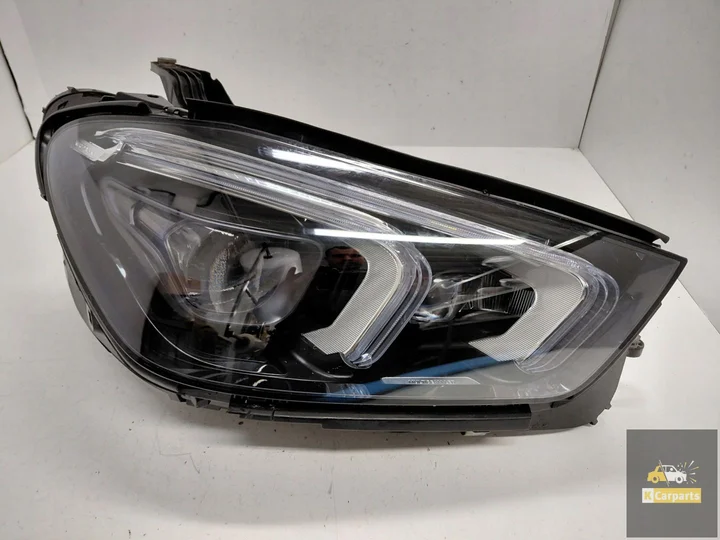 a1679066604-mercedes-gle-w167-grootlicht-rechts