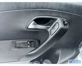 vw-polo-6r-dashboard-delen-radio-rooster-schakelaars-teller — foto 2