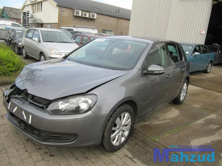 2010-volkswagen-golf-6-16-tdi-demontage-sloop-123 — foto 3