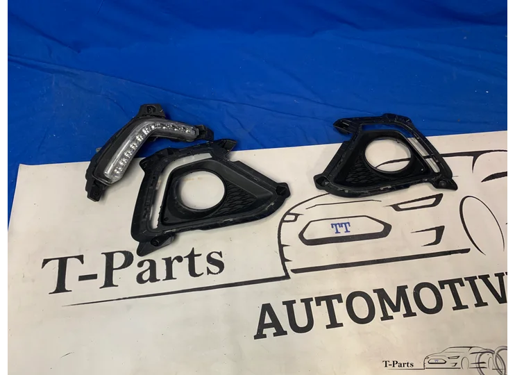 Hyundai i10 fog lamp grille LED lamp front bumper bumper right