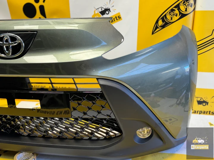 toyota-aygo-x-voorbumper-origineel-compleet-nieuw — foto 2