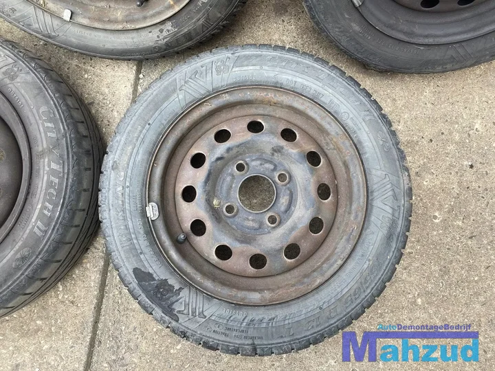 ford-ka-stalen-velgen-banden-165-65-13-inch-4x108-reserve — foto 2