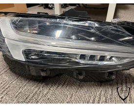 volvo-s90-v90-koplamp-rechts-31446507-lamp — foto 2