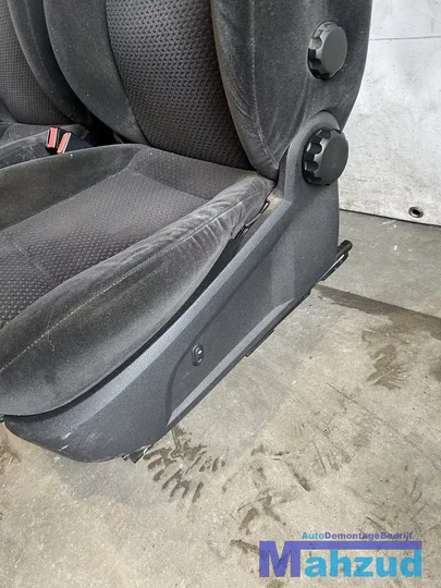 ford-mondeo-3-bestuurders-passagiers-stoel-20002007 — foto 6