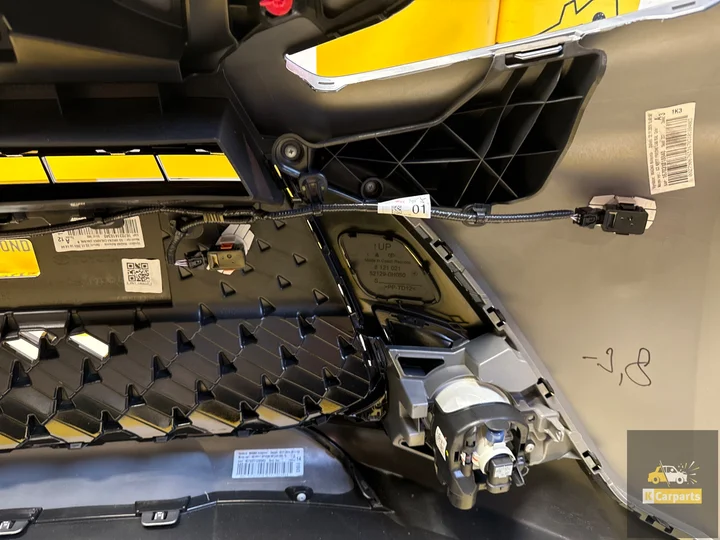 toyota-aygo-x-voorbumper-origineel-compleet-nieuw-pdc — foto 17