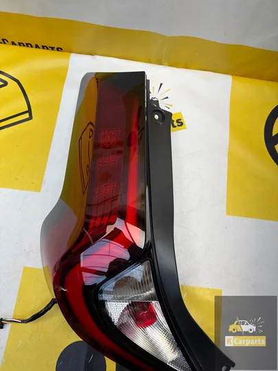 toyota-aygo-x-achterlicht-links-vvti-0000012928-origineel — foto 4