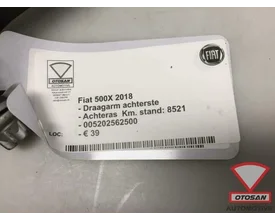 fiat-500x-2018-draagarm-achter-achterzijde-005202562500 — foto 5