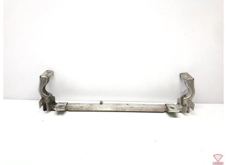 MB A B CLA GLA W176 W246 W117 Radiateur Frame A2466200019