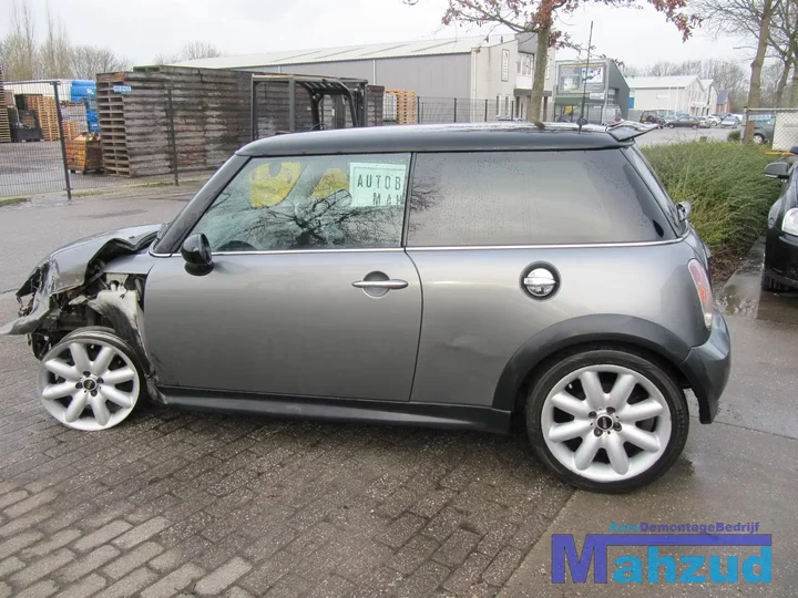 2004-mini-cooper-16-s-sport-demontage-sloop-37 — foto 5