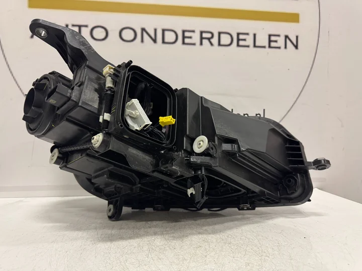 mercedes-w167-gle-multibeam-koplamp-links-a1679065906 — foto 8