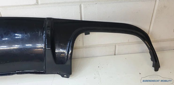 amg-diffuser-w204-c-klasse-mercedes-a2048854525-origineel-gebruikt-2007-2014 — foto 3