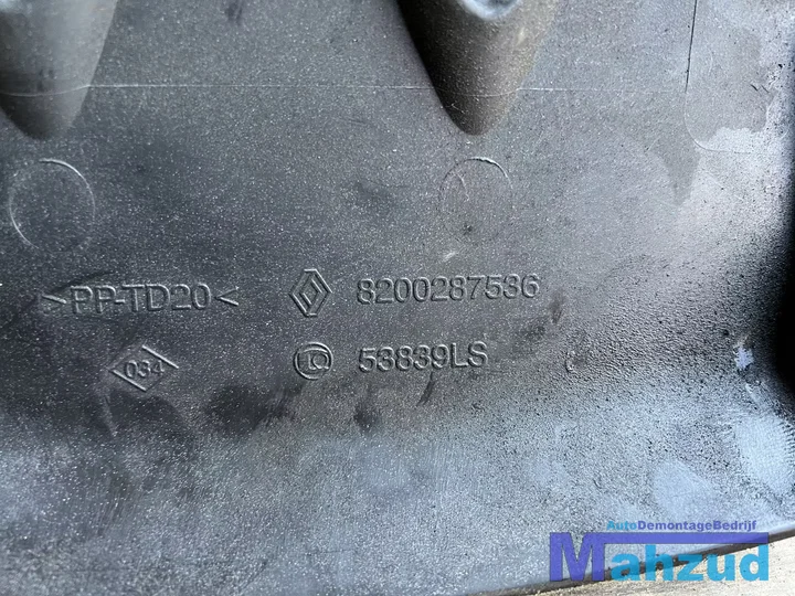 renault-scenic-2-16-16v-motor-afdekplaat-plaat-20042009 — foto 3