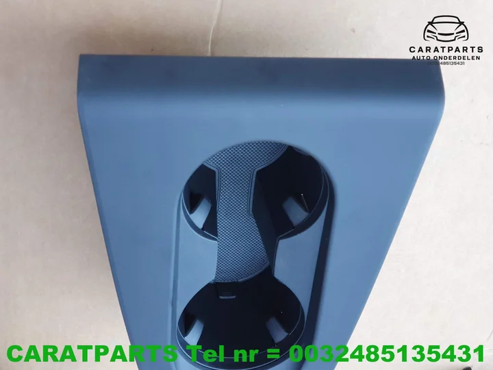 8y0862533b-89a863289a-audi-q4-e-tron-bekerhouder-q4-e-tron — foto 2