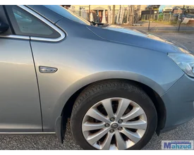 opel-astra-j-grijs-z179-rechts-voorscherm-2009-2015