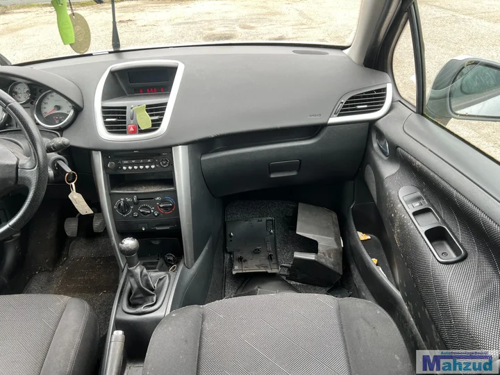 peugeot-207-14-16v-zilver-ezrc-demontage-sloop-onderdelen — foto 13