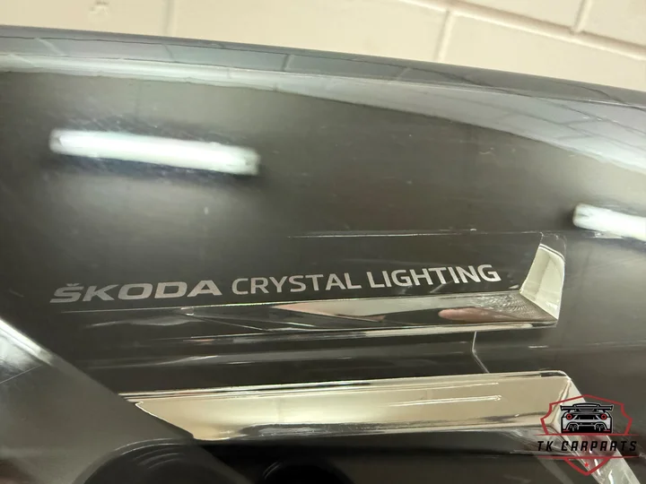skoda-enyaq-crystal-lighting-koplamp-rechts-5lb941016b — foto 4
