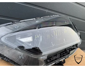 hyundai-bayon-koplamp-links-92101q0600-lamp — foto 3