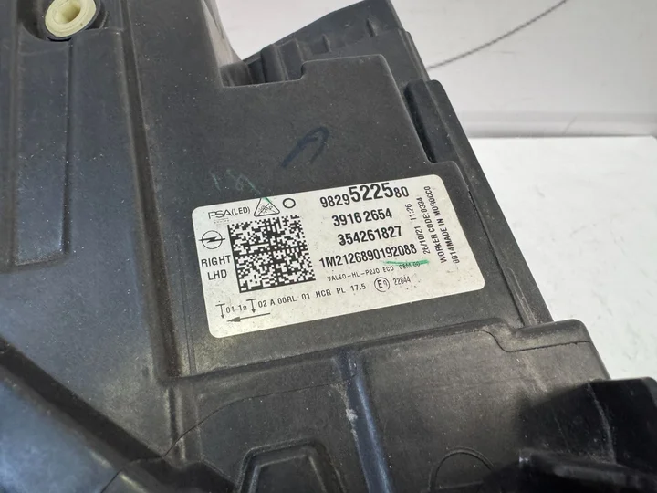 opel-corsa-f-fill-led-koplamp-rechts-2019-9829522580 — foto 2