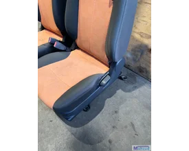 kia-picanto-1-zwart-oranje-interieur-stoel-bank-20042010 — foto 4