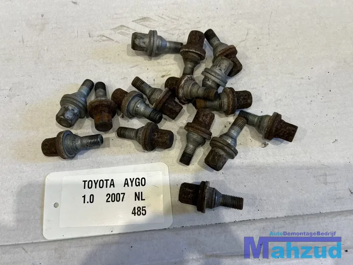 toyota-aygo-wielbout-set-20052014 — foto 3