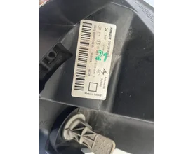 dacia-duster-koplamp-rechts-260105828r-2013-2017 — foto 7