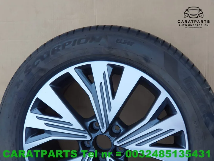 89a601025c-89a601025an-audi-q4-velg-q4-etron-19-inch-255-50 — foto 3